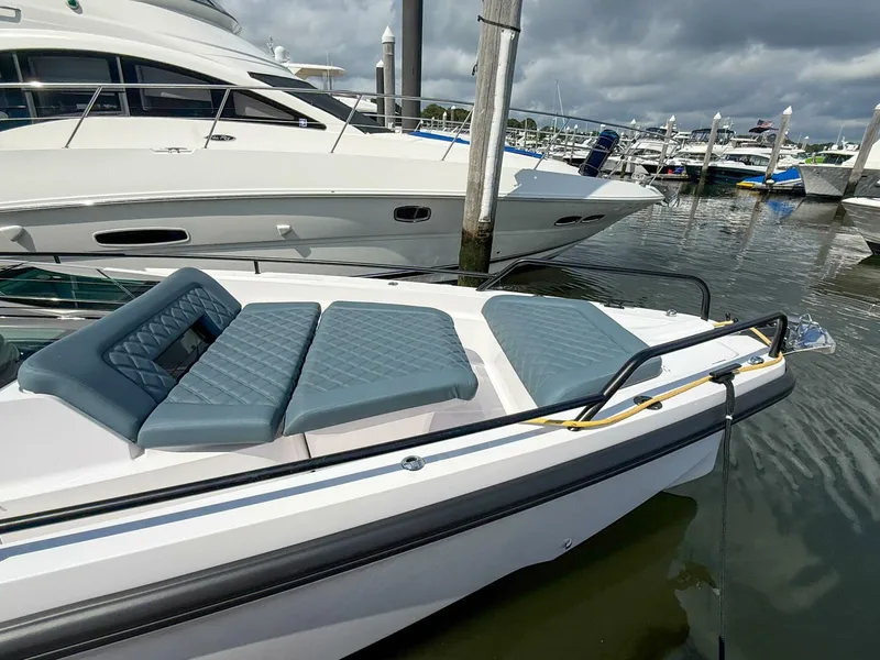 Slide: The Image of Axopar 37 XC AFT CABIN 2023 - 5687517