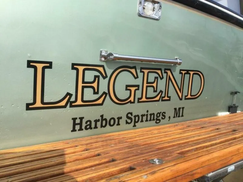 Slide: The Image of Custom 28 CC 1982 - 5687894