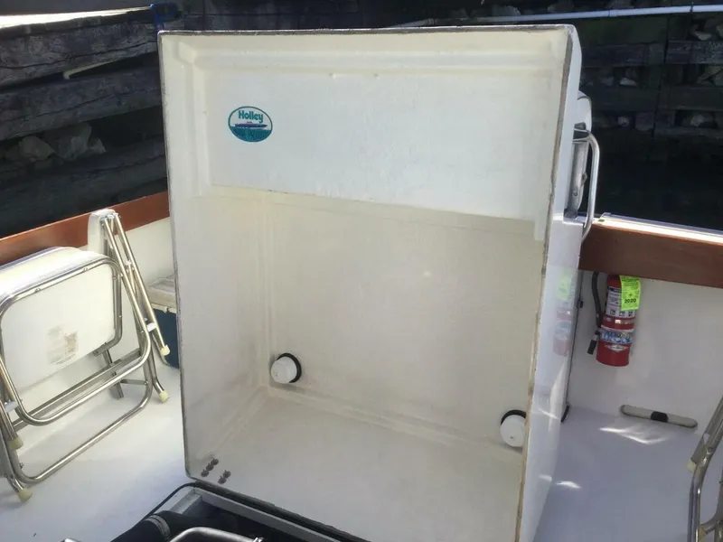 Slide: The Image of Custom 28 CC 1982 - 5687902