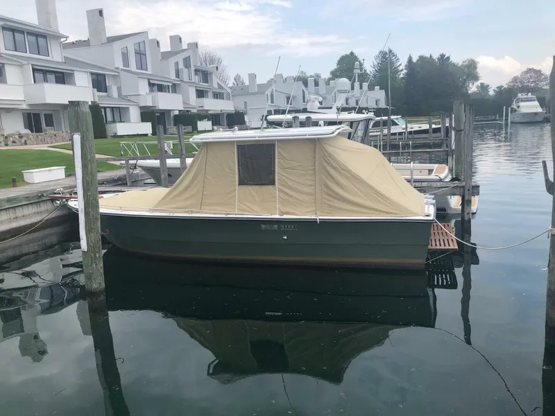 Slide: The Image of Custom 28 CC 1982 - 5687859