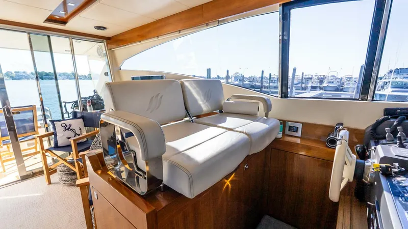 Slide: The Image of Uniesse 55S 2011 - 5688029