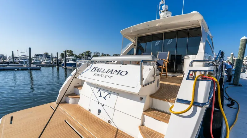 Slide: The Image of Uniesse 55S 2011 - 5688040