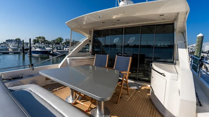 Slide: The Image of Uniesse 55S 2011 - 5688038