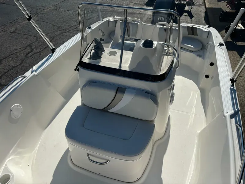 Slide: The Image of Wellcraft 180 Fisherman 2003 - 5688498