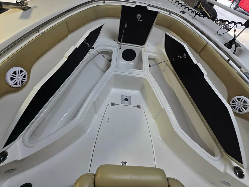 Slide: The Image of Robalo R300 2008 - 5688623