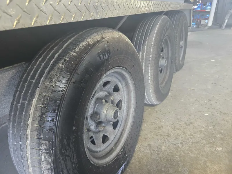 Slide: The Image of Robalo R300 2008 - 5688635