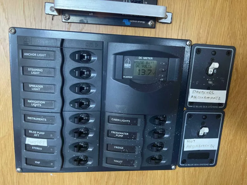 Slide: The Image of Seawind 36 1000XL 2009 - 5688852