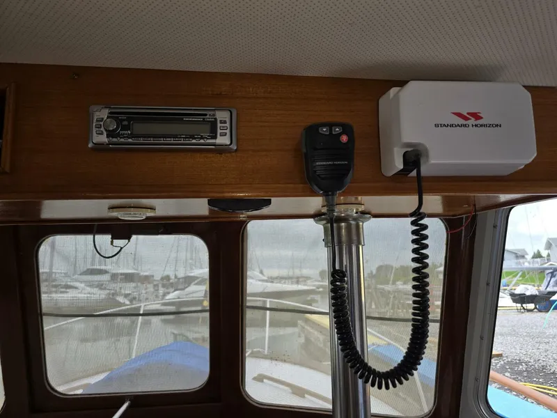 Slide: The Image of Marine Trader 34 DC 1974 - 5688913