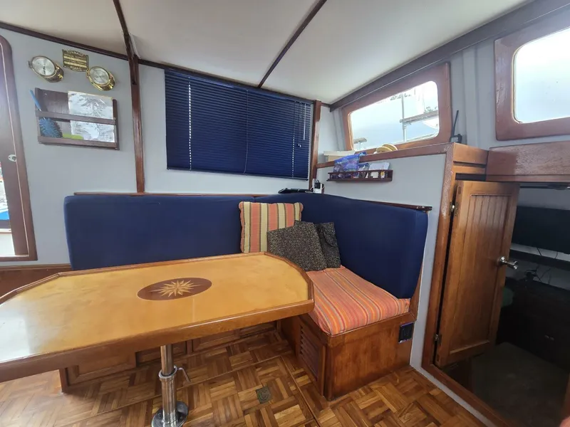 Slide: The Image of Marine Trader 34 DC 1974 - 5688918