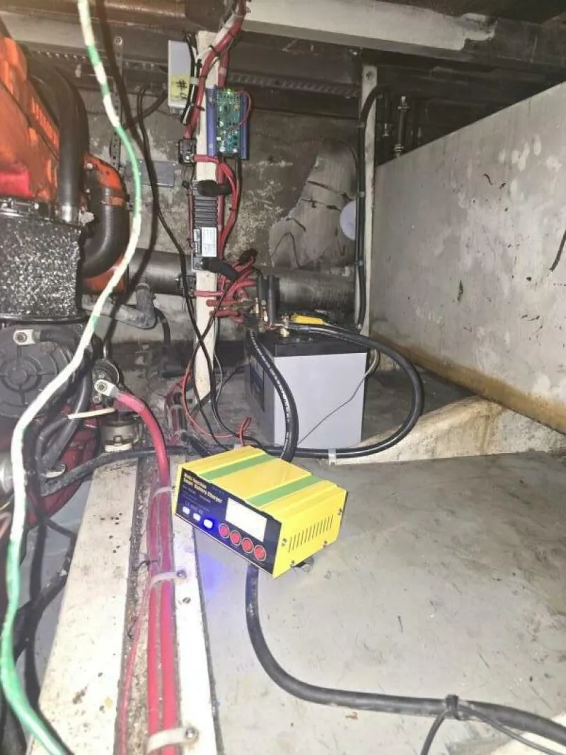 Slide: The Image of Marine Trader 34 DC 1974 - 5688925