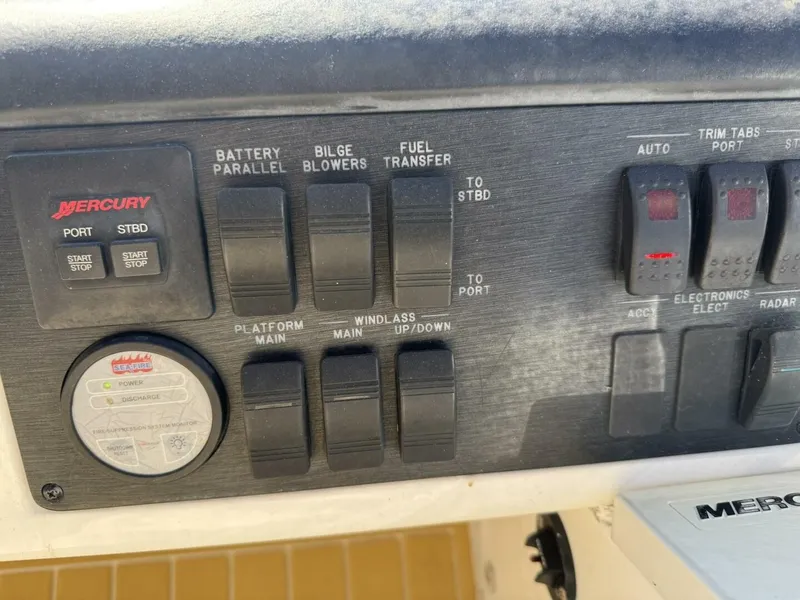 Slide: The Image of 2016 Sea Ray 510 Fly 'Bateau d’Amis' - Flybridge Helm Switches - 5865723