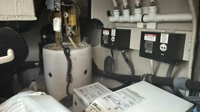 Slide: The Image of 2016 Sea Ray 510 Fly 'Bateau d’Amis' - Glendinning - 5690153