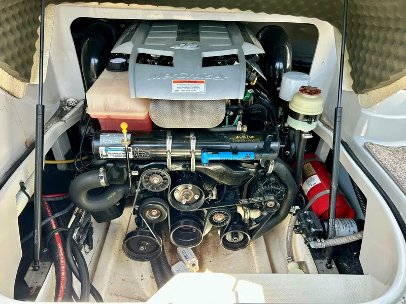 Slide: The Image of Crownline Boats 28 2011 - 5689335