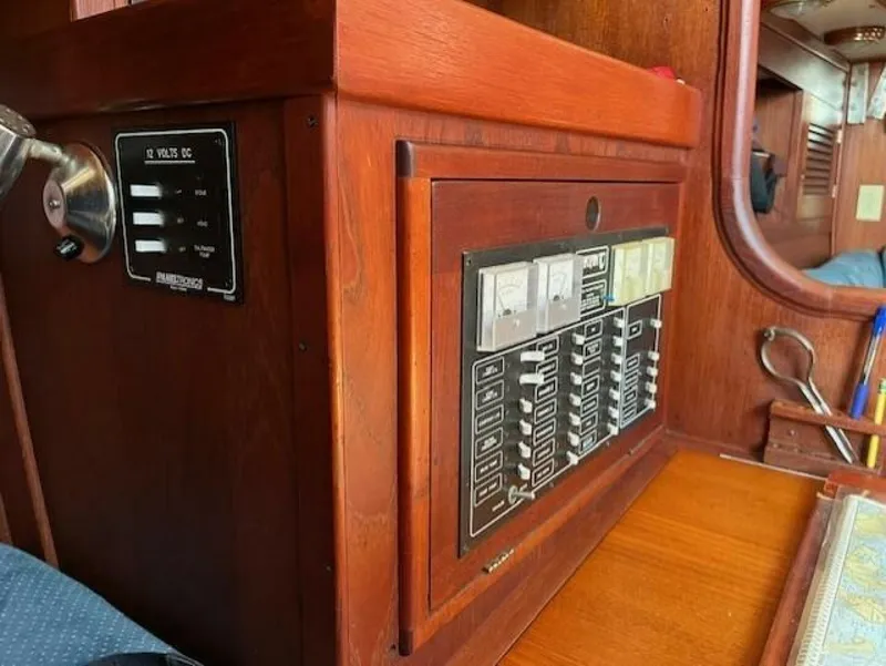 Slide: The Image of Tartan 37 1989 - 5689834