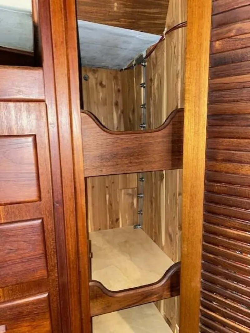 Slide: The Image of Tartan 37 1989 - 5689840