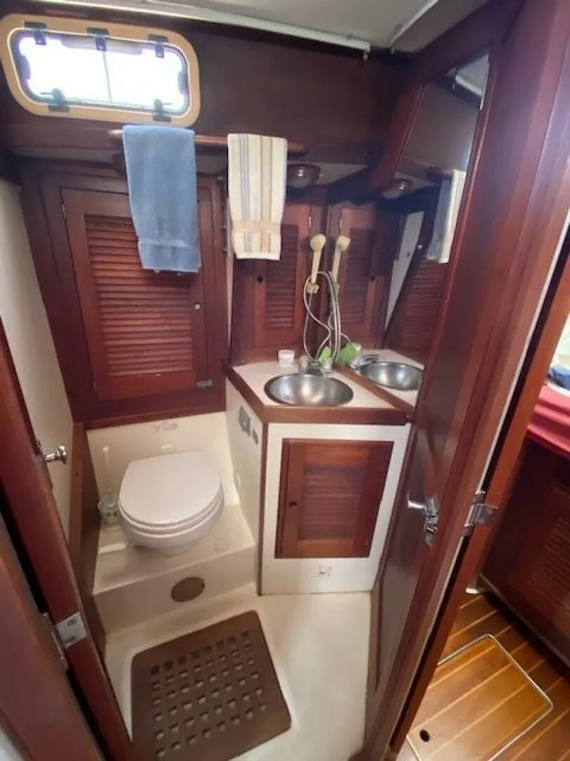 Slide: The Image of Tartan 37 1989 - 5689845