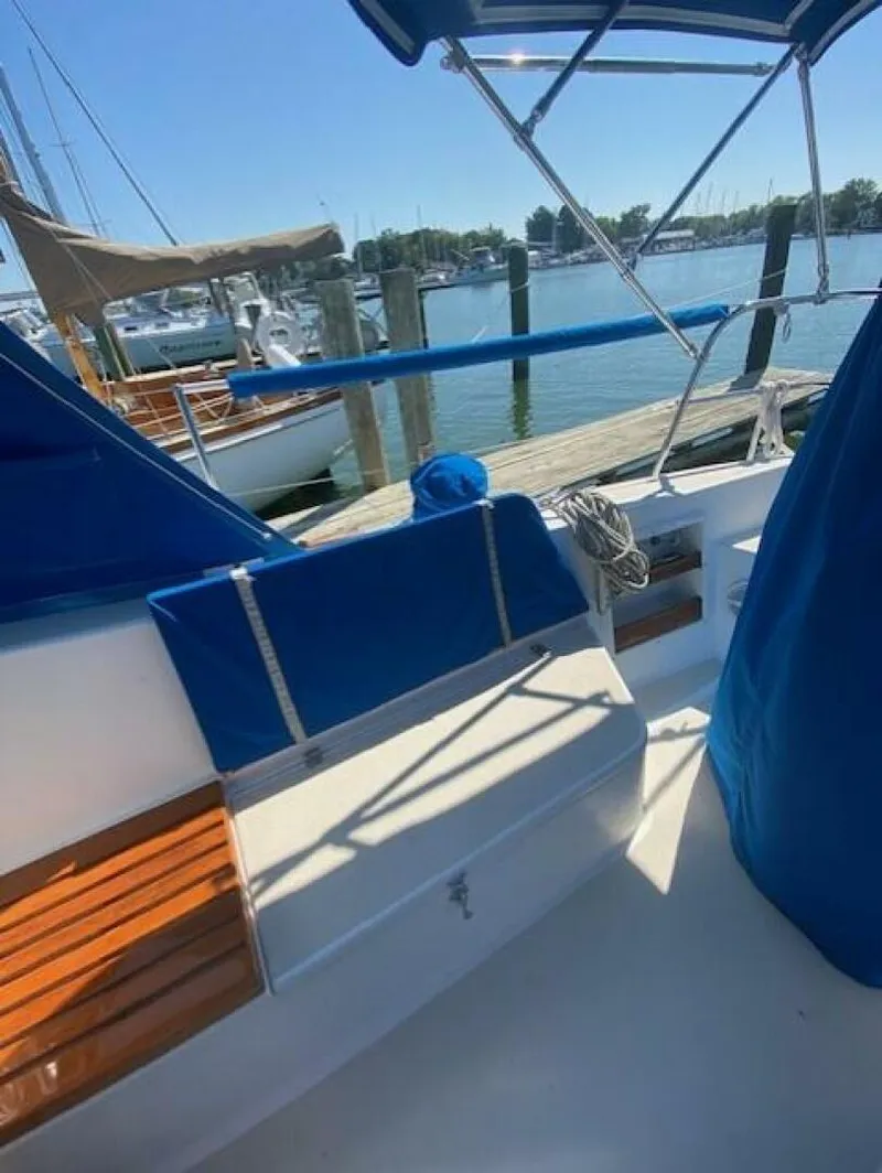 Slide: The Image of Tartan 37 1989 - 5689805