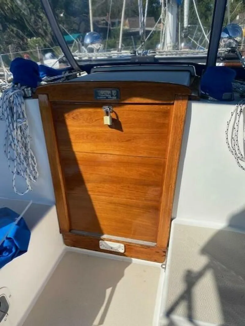 Slide: The Image of Tartan 37 1989 - 5689807