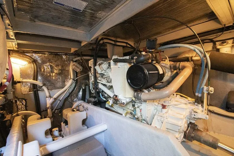 Slide: The Image of Meridian 411 Sedan 2004 - 5689992