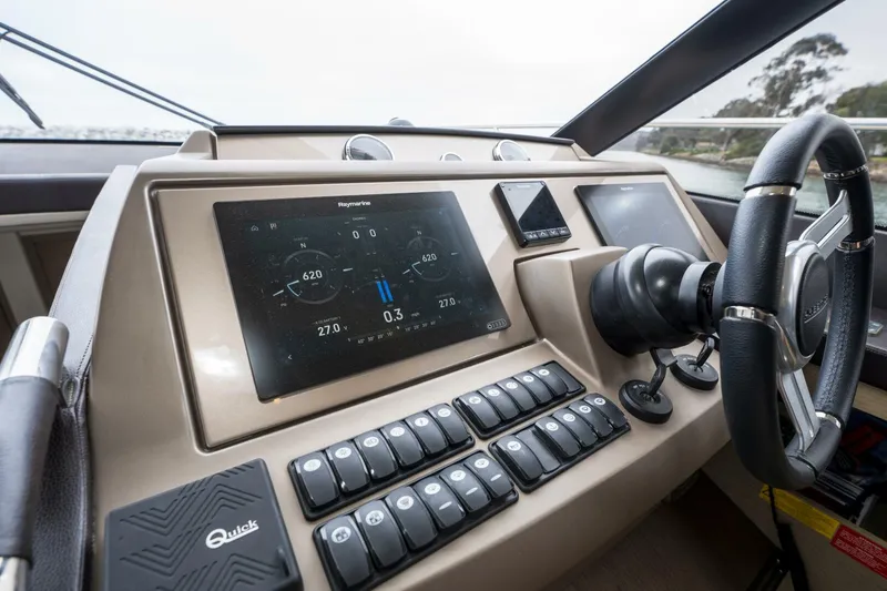 Slide: The Image of Prestige 560 2018 - 5721172