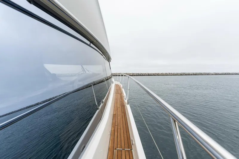 Slide: The Image of Prestige 560 2018 - 5721311