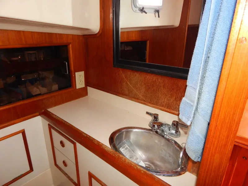 Slide: The Image of Nonsuch Ultra 1989 - 5694836