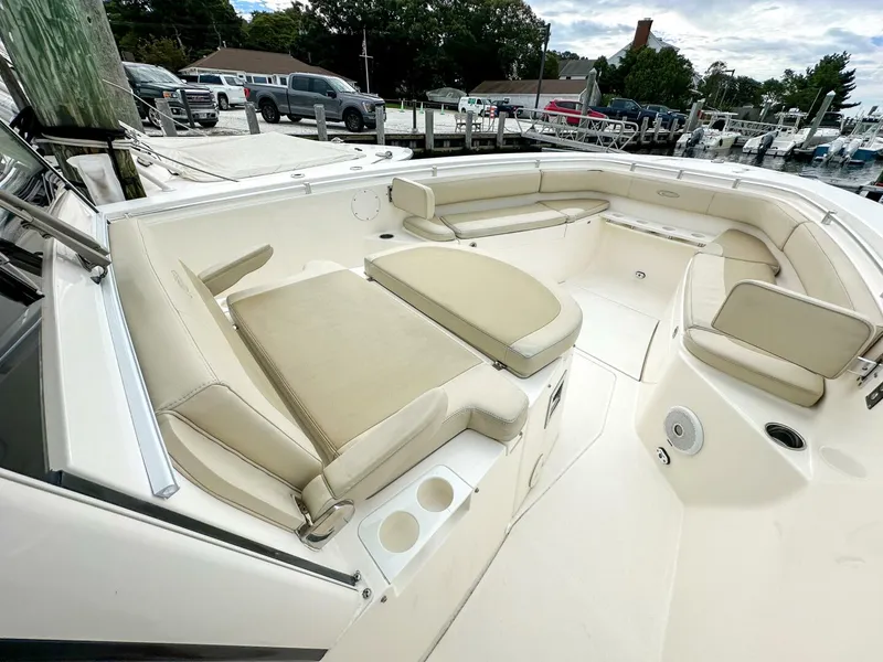 Slide: The Image of Cobia 344 CC 2015 - 5690430