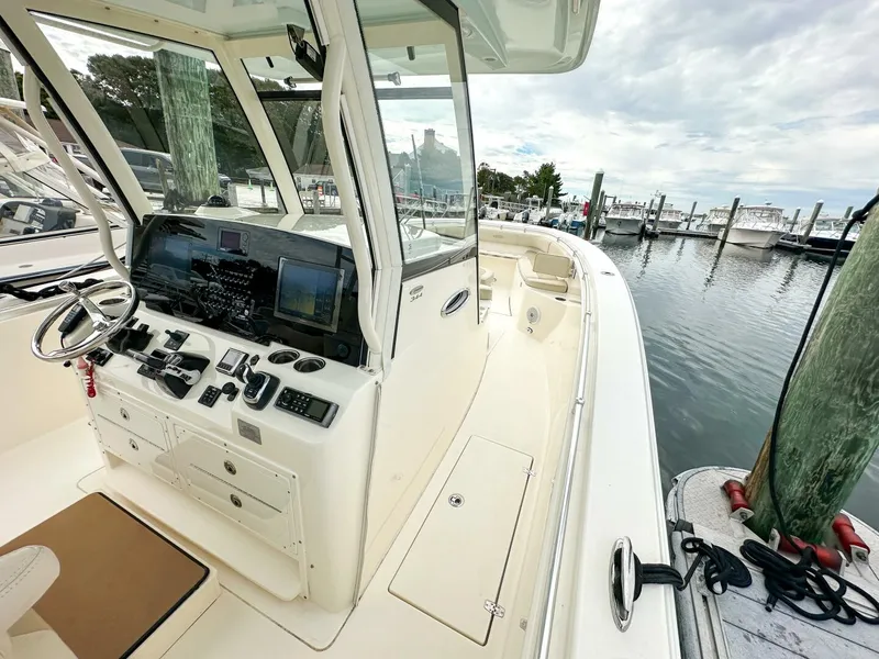 Slide: The Image of Cobia 344 CC 2015 - 5690436