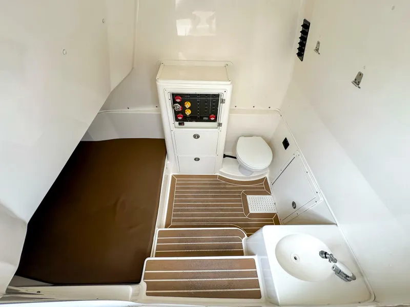 Slide: The Image of Cobia 344 CC 2015 - 5690425