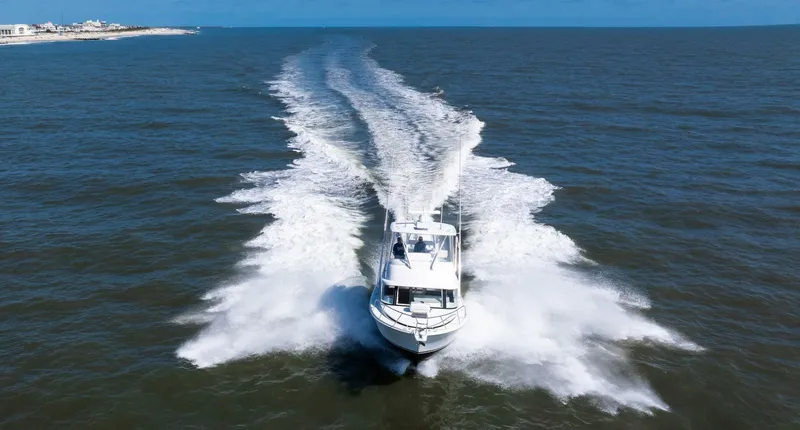 Slide: The Image of Bertram 35 Flybridge Sportfish 2018 - 5690493