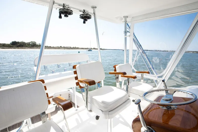 Slide: The Image of Bertram 35 Flybridge Sportfish 2018 - 5690515