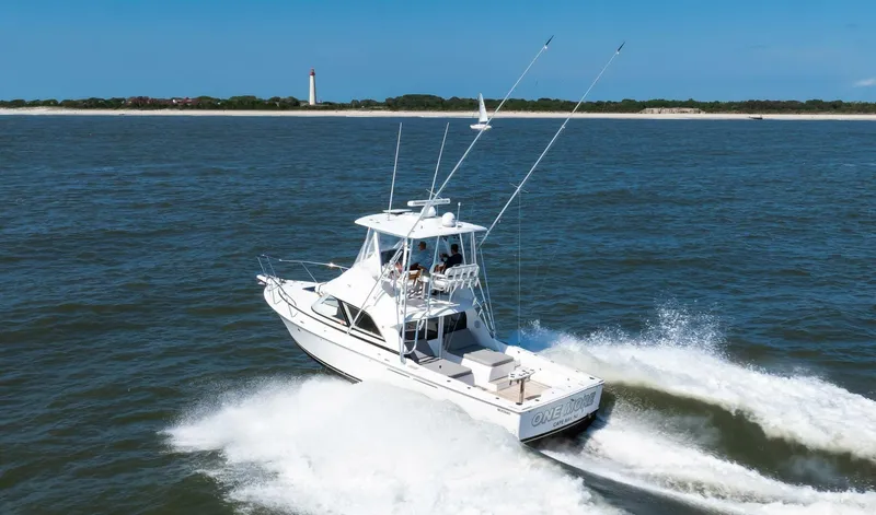 Slide: The Image of Bertram 35 Flybridge Sportfish 2018 - 5690534