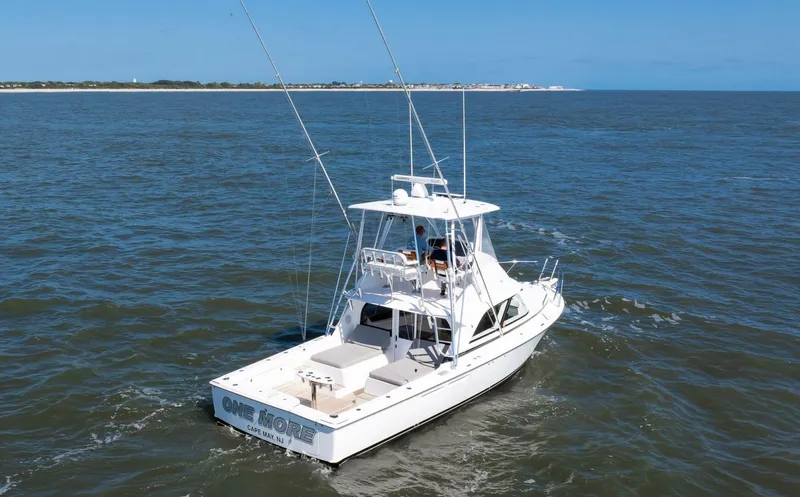 Slide: The Image of Bertram 35 Flybridge Sportfish 2018 - 5690499