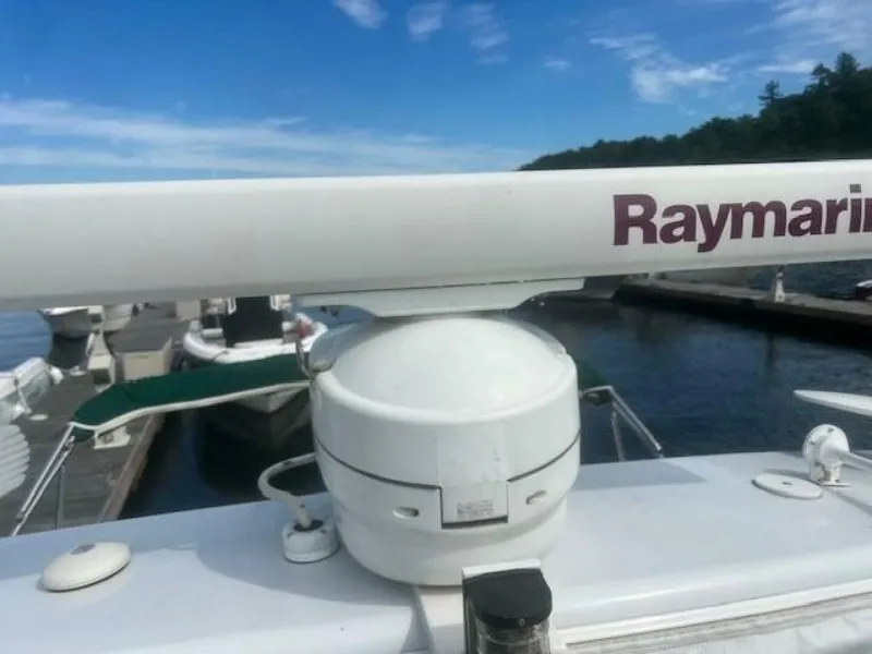 Slide: The Image of Raymarine Open Array Radar - 5690672