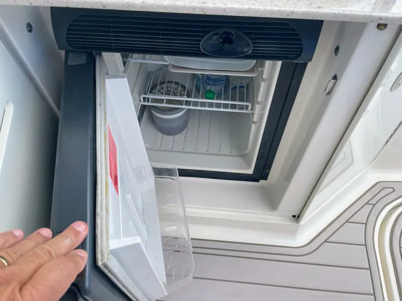 Slide: The Image of Sea Ray 290 Sundancer 2008 - 5691955