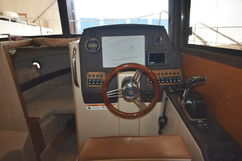 Slide: The Image of Ranger Tug R-23 LE 2018 - 5691913