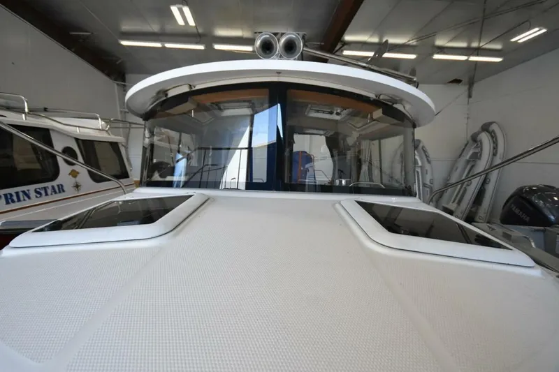 Slide: The Image of Ranger Tug R-23 LE 2018 - 5691930