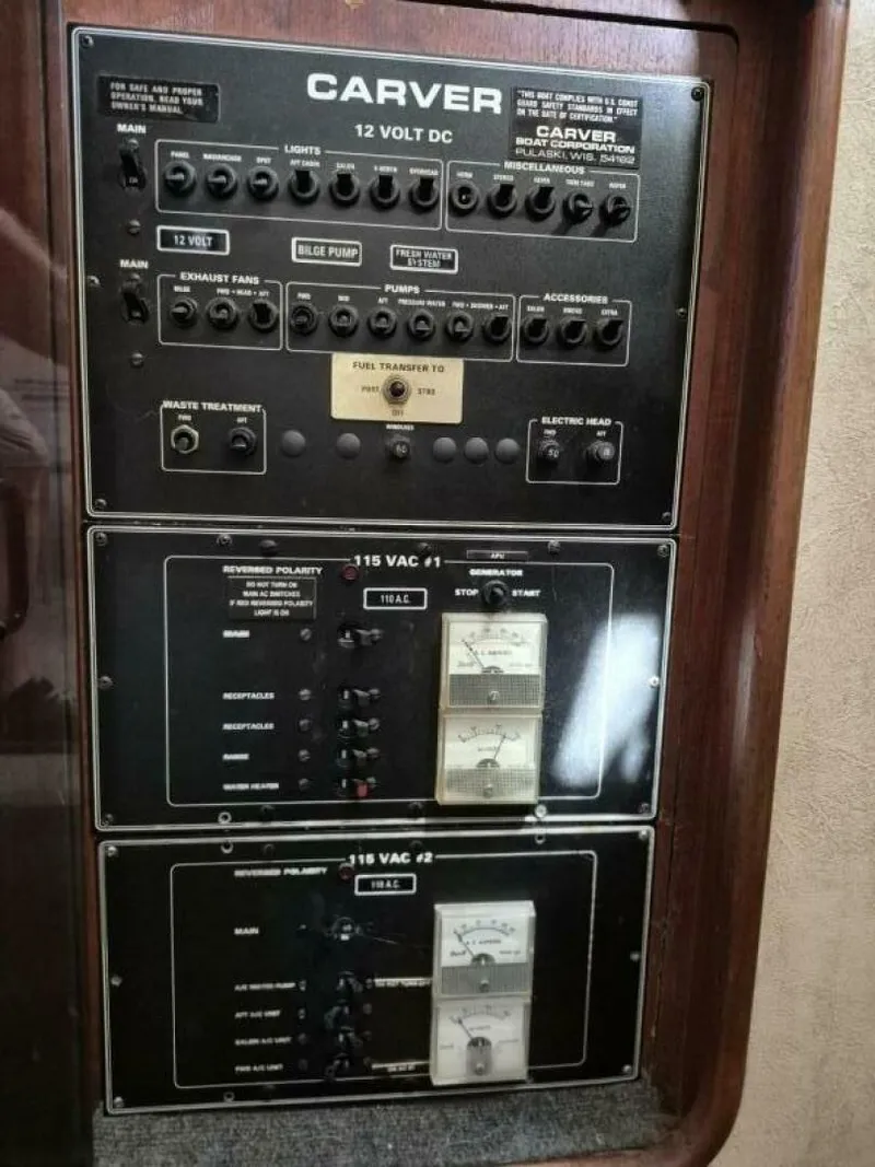 Slide: The Image of Carver 36 1991 - 5692011