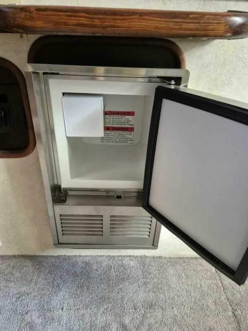 Slide: The Image of Carver 36 1991 - 5692025