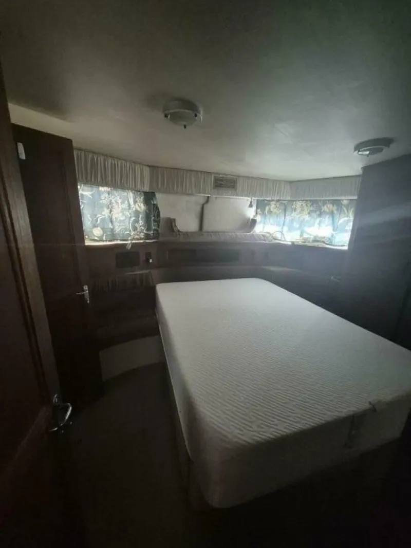 Slide: The Image of Carver 36 1991 - 5692030