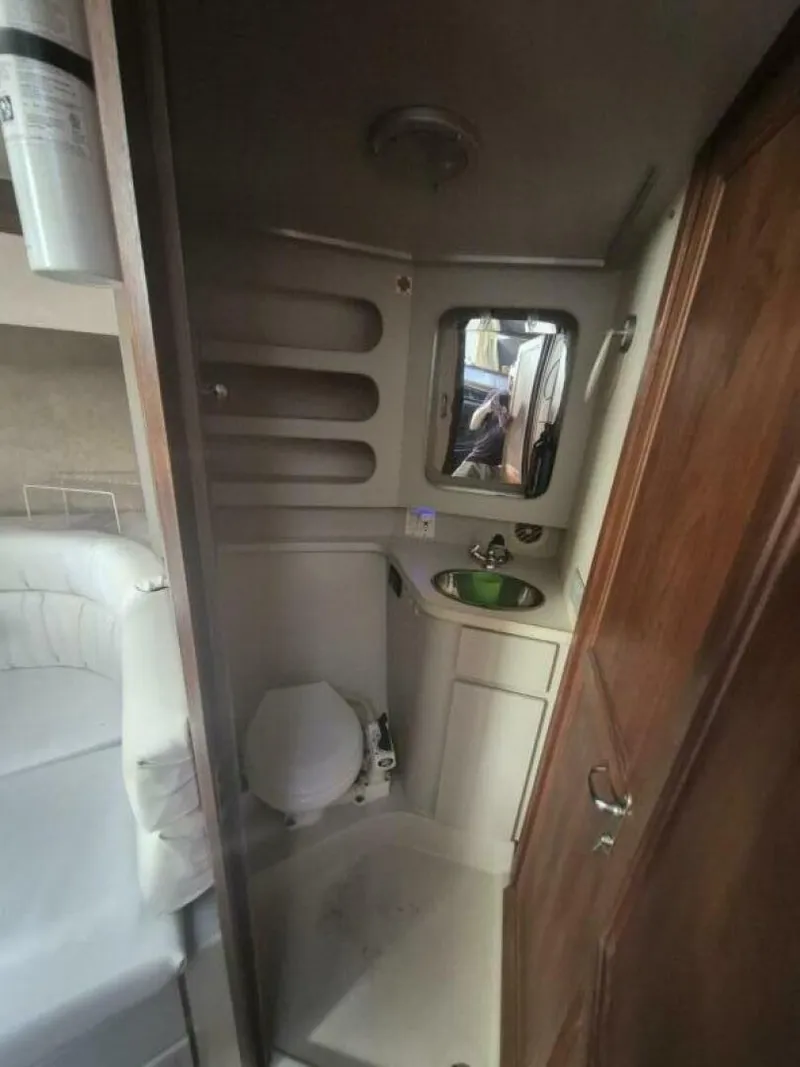 Slide: The Image of Carver Yachts 36 1991 - 5692020