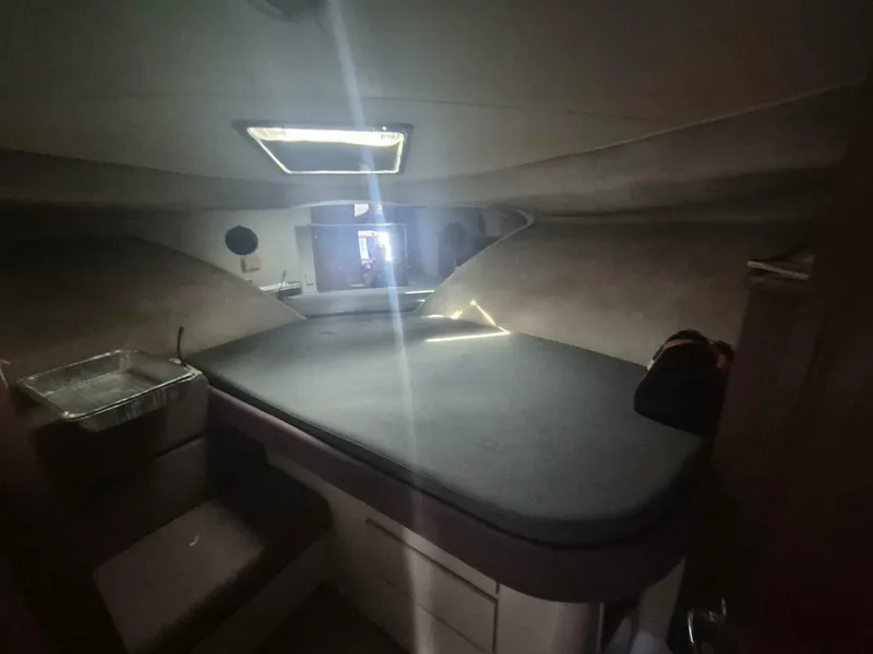 Slide: The Image of Carver Yachts 36 1991 - 5692021