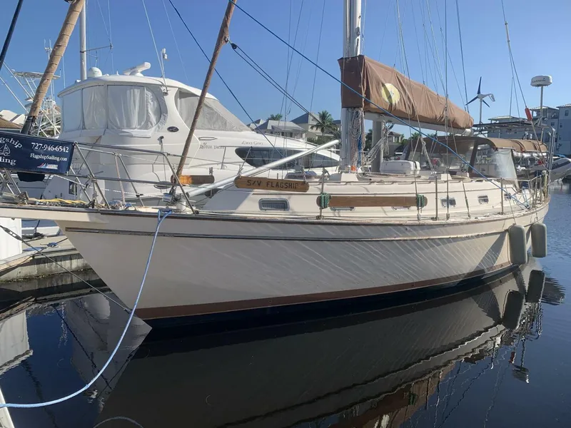 The Image of Island Packet 40 1996 - 5697048