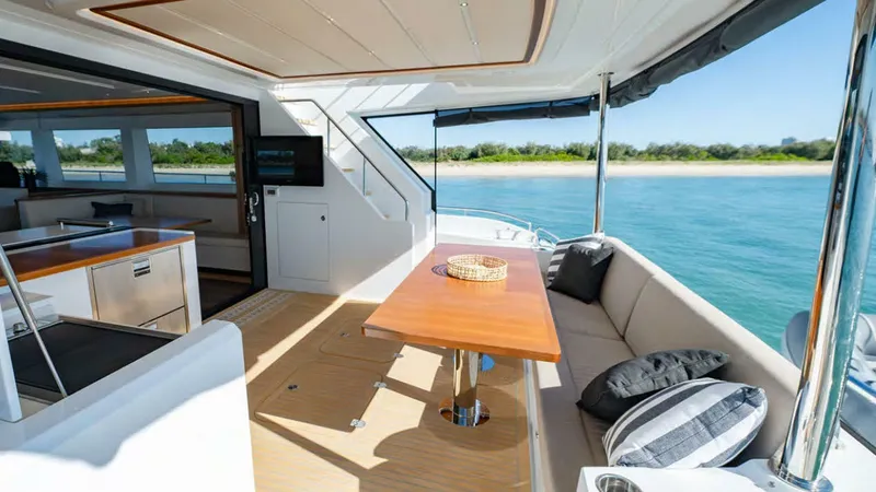 Slide: The Image of ILIAD 53F Offgrid Hybrid 2026 - 5715139