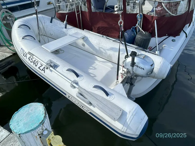 Slide: The Image of 37' Hunter tender2 - 5692578