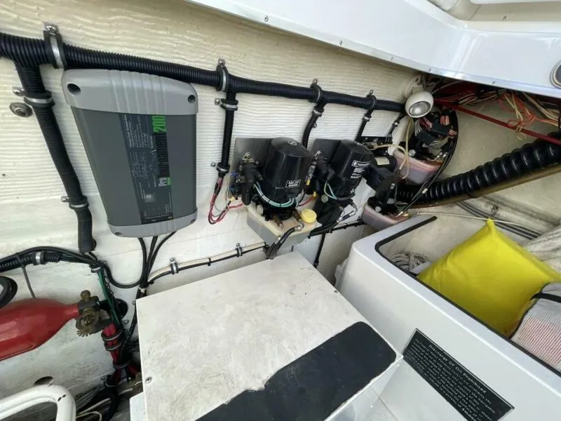 Slide: The Image of Fountain 38 Sport Cruiser 1993 - 5740104