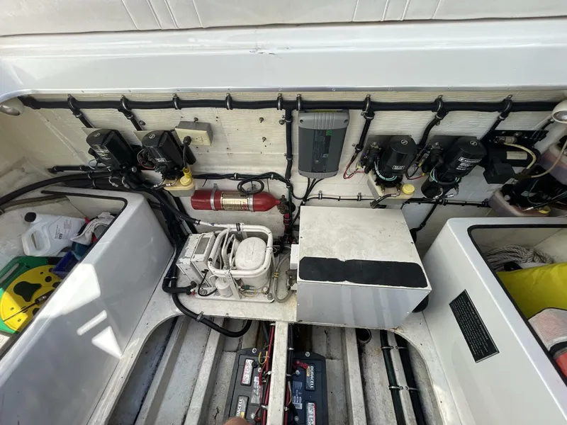 Slide: The Image of Fountain 38 Sport Cruiser 1993 - 5740110