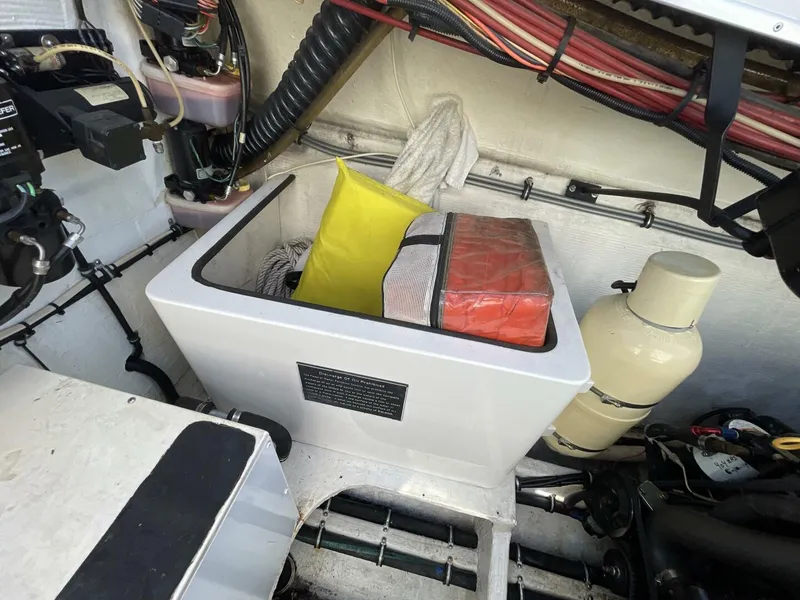 Slide: The Image of Fountain 38 Sport Cruiser 1993 - 5740111