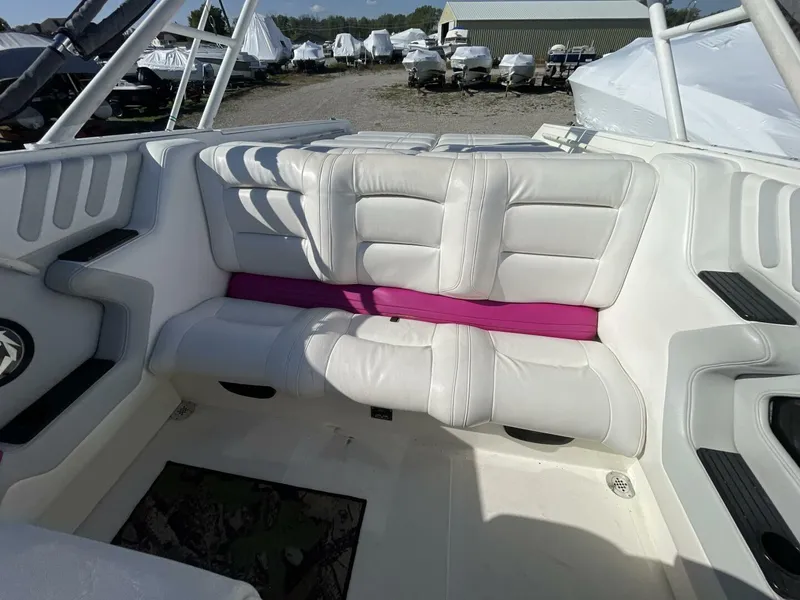 Slide: The Image of Fountain 38 Sport Cruiser 1993 - 5740097