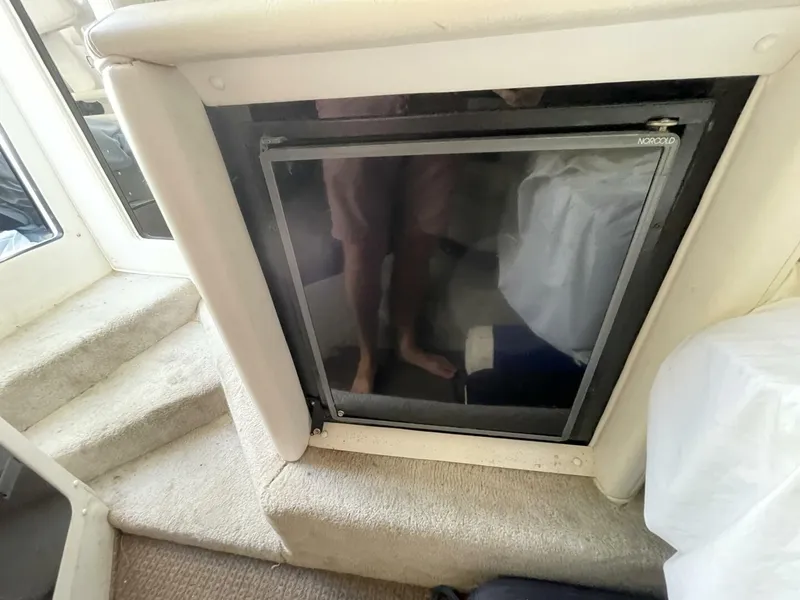 Slide: The Image of Fountain 38 Sport Cruiser 1993 - 5740133